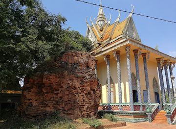 cambodia/kampong-speu/landmark/tamao-mountain