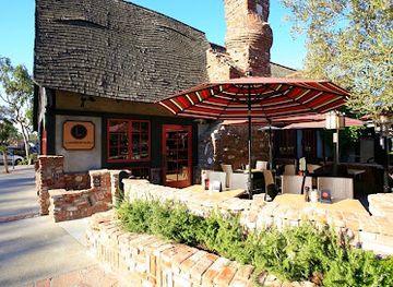 california/laguna-beach/landmark/lumberyard