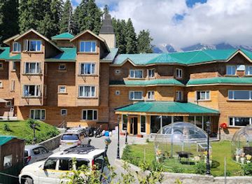 india/gulmarg/landmark/gulmarg-tours