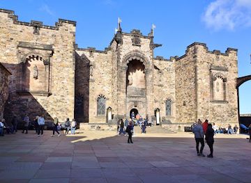 united-kingdom/edinburgh/landmark/scottish-national-war-memorial
