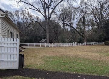 mississippi/natchez-national-historical-park/landmark/stable