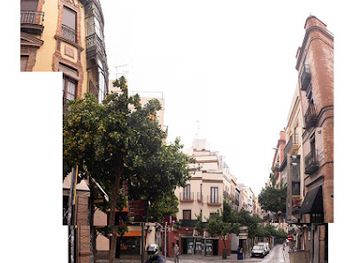 spain/seville/el-arenal/landmark/puerta-del-arenal