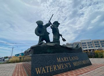 maryland/eastern-shore/landmark/watermen-s-monument