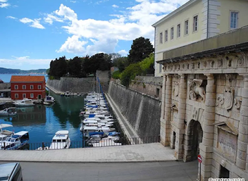 croatia/zadar/landmark/land-gate