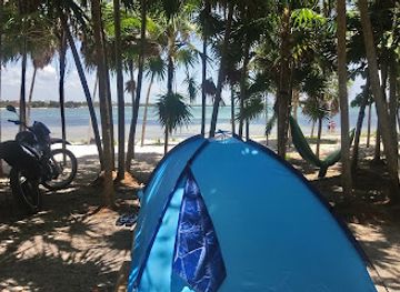 mexico/tulum/landmark/mangla-de-bahia-soliman