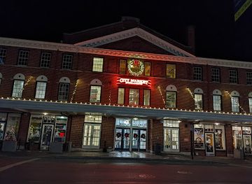 virginia/roanoke/landmark/charter-hall-at-the-city-market-building