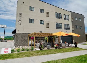 minnesota/winona/landmark/blooming-grounds-express-coffee-house