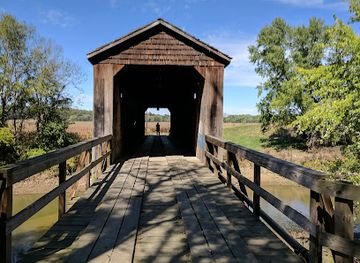 illinois/northern-illinois/landmark/thompson-mill-covered-bridge