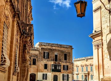 malta/mdina/landmark/pjazza-tal-arcisq