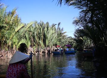 vietnam/hoi-an/cam-thanh-village/landmark/hanh-coconut