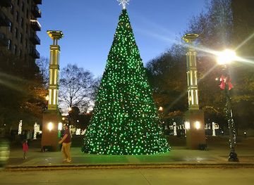 tennessee/knoxville-metropolitan-area/landmark/the-holston