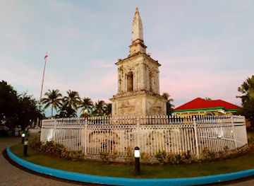philippines/visayas/landmark/magellan-s-marker