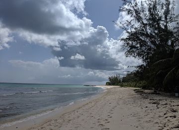 barbados/south-coast/landmark/garrison-savannah