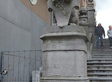 belgium/blankenberge/landmark/kerkstraat-leeuwen-trap