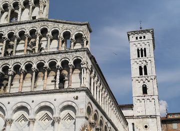 italy/lucca/landmark/porta-elisa