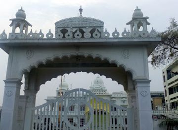 india/central-india/landmark/sardarji-doodhwala