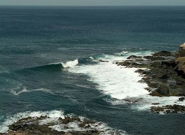 cabo-verde/praia-de-zal/landmark/sucupira-market