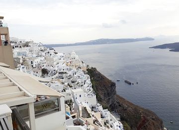 greece/santorini/fira/landmark/mati-art-gallery-fira