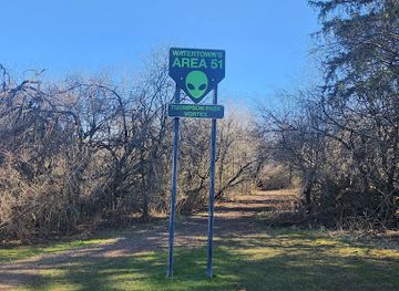 new-york/north-country/landmark/thompson-park-interdimensional-vortex