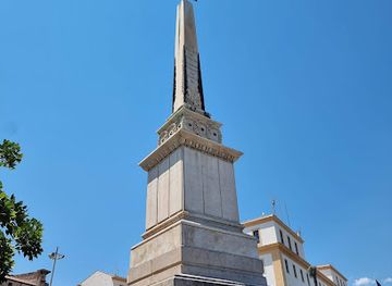 italy/palermo/la-loggia/landmark/obelisco-alle-tredici-vittime-della-rivoluzione-del-1860
