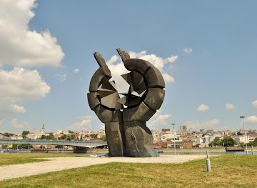 serbia/belgrade/landmark/monument-to-the-victims-of-the-sajmiste-concentration-camp