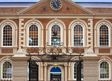 united-kingdom/liverpool/landmark/the-bluecoat