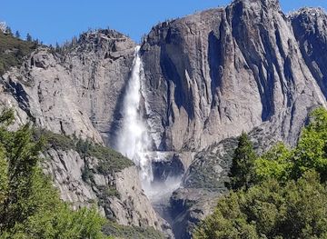 california/yosemite-village/landmark/four-mile-trailhead