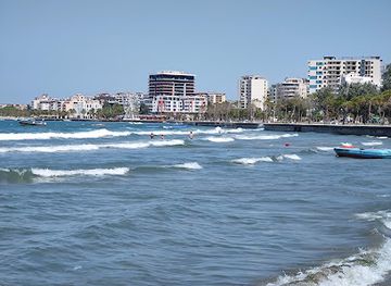 albania/vlora-coast/landmark/plazhi-te-akademia-e-marines