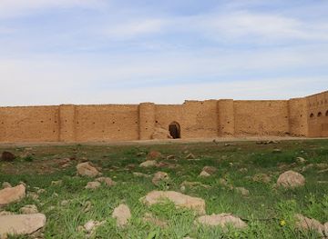 iraq/najaf/landmark/al-ukhaidir-fortress