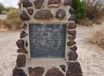 arizona/mohave-county/landmark/oatman-monument-plaque