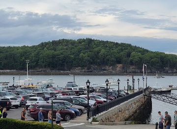 maine/bar-harbor/landmark/bar-harbor-chamber-of-commerce