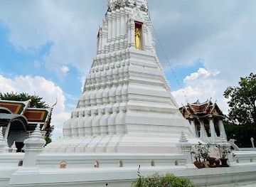 thailand/samut-prakan/landmark/wat-rakhang-khositaram-woramahawihan