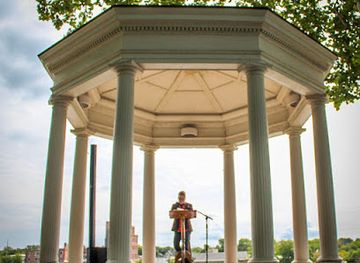 illinois/rockford/landmark/beattie-park