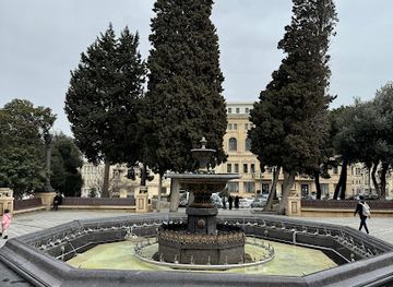 azerbaijan/baku/fountain-square/landmark/fountain