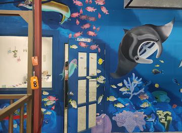 palau/ngchesar/landmark/belau-eco-glass