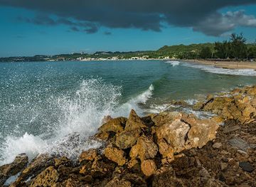 puerto-rico/west-region/landmark/parque-colon