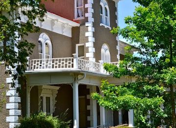 arkansas/bentonville/landmark/the-peel-museum-botanical-garden