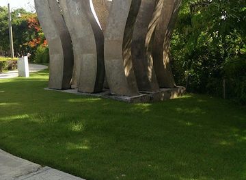 puerto-rico/caguas/landmark/paseo-honor-al-rio