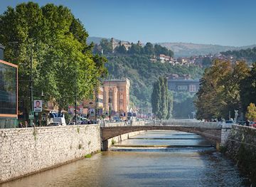 bosnia-and-herzegovina/podrinje/landmark/emperor-s-bridge