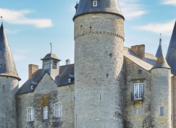 belgium/county-of-hainaut/landmark/veves-castle