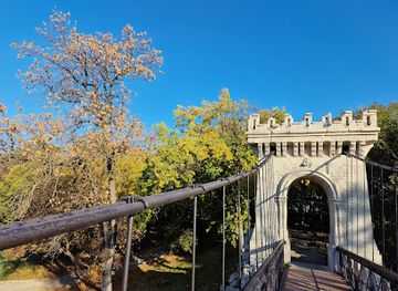 romania/craiova/landmark/suspended-bridge