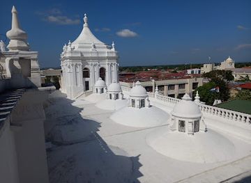 nicaragua/western-region/landmark/cathedral-basilica-of-the-assumption-of-the-blessed-virgin-mary