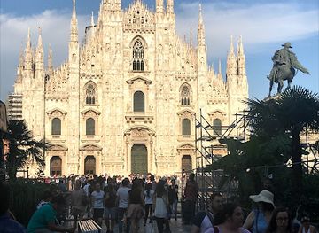 italy/milan/landmark/santuario-di-san-bernardino-alle-ossa