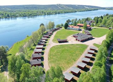 finland/rovaniemi/landmark/napapiirin-saarituvat