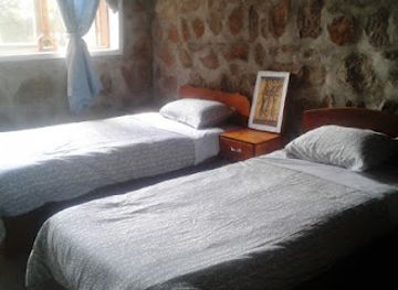 malawi/chinteche/landmark/bluegum-cottage