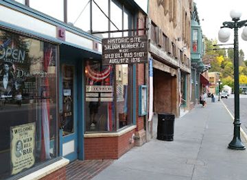 south-dakota/deadwood/landmark/the-midnight-star-and-lil-s