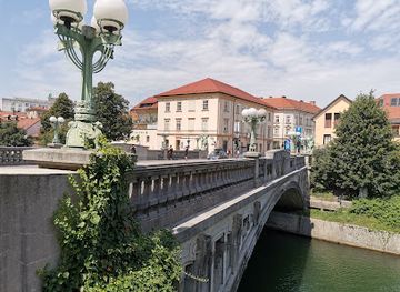 slovenia/ljubljana/landmark/dragon-bridge
