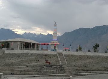 pakistan/skardu/landmark/dewan-e-khas-hotel-restaurant