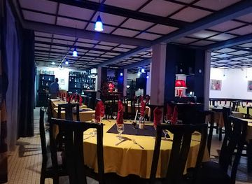 burkina-faso/po/landmark/le-coq-bleu