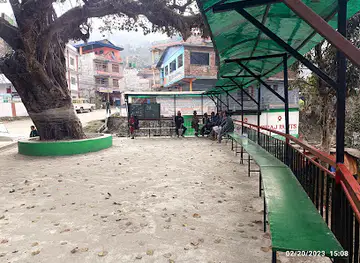 Manange chautara
